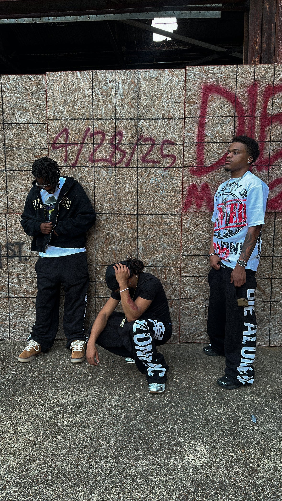 “KAE” DIE ALONE SWEATS